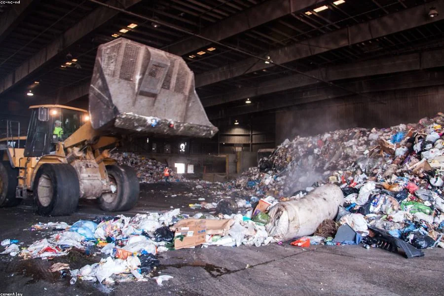 Industrial recycling facility for plastic size reduction